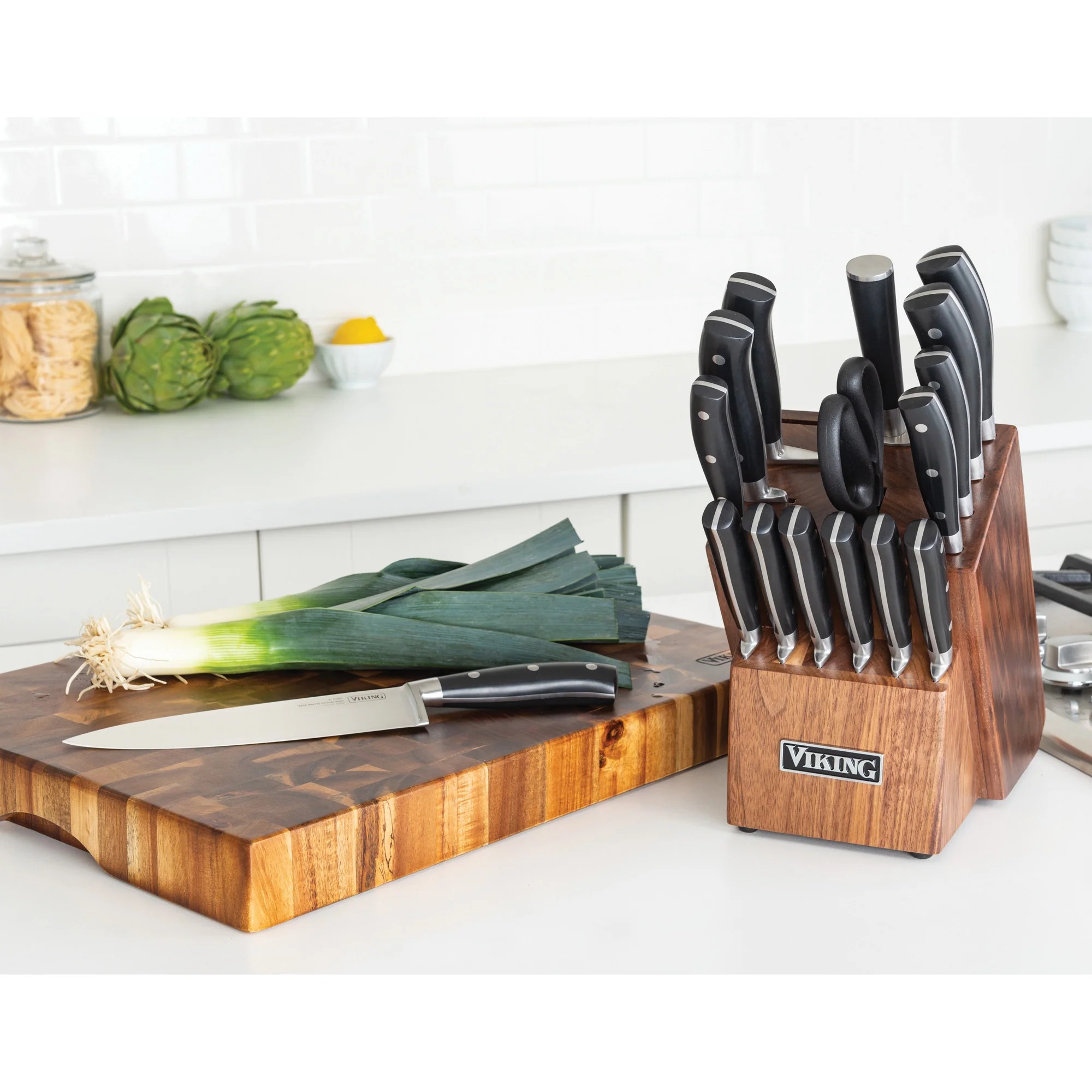 Viking 17-Piece Cutlery Set with Light Walnut Color Block - Image 18