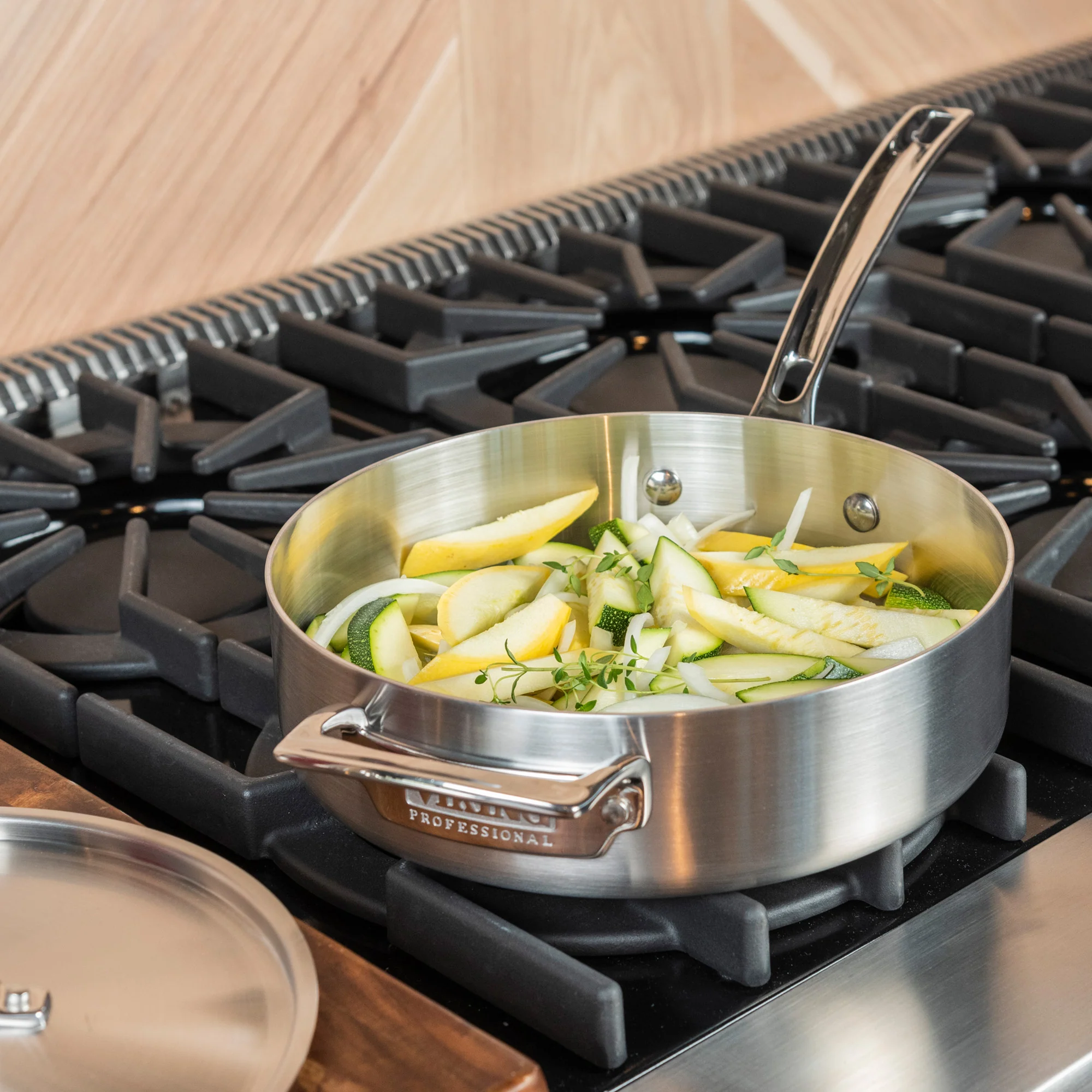 Viking Professional 5-Ply 10-piece Cookware Set with Nonstick Skillets - Image 4